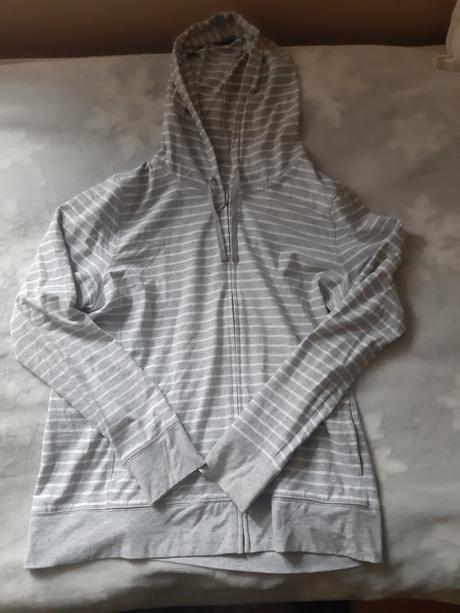 Mikina vrátane poštovného, c&a,xl