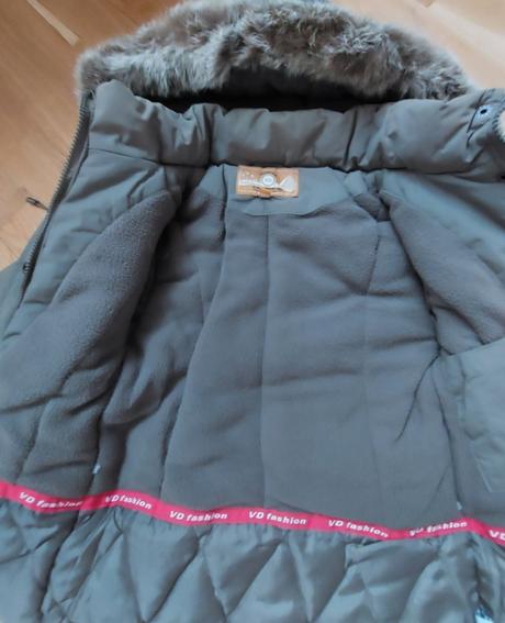 Vetrovka s kožušinkou veľkosť 140, 140