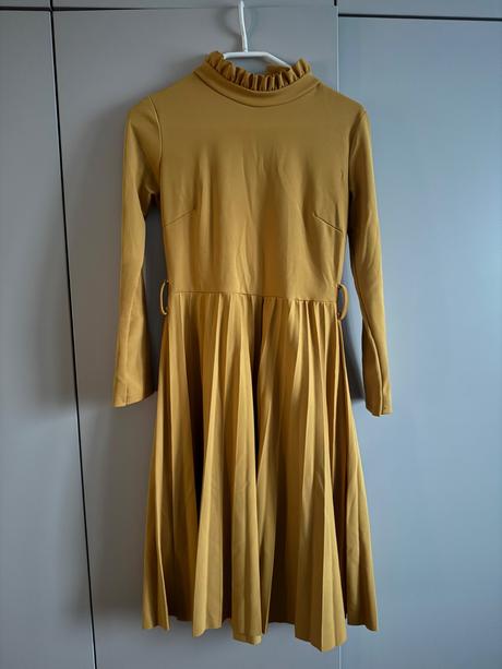 Dámske elegantné šaty, s