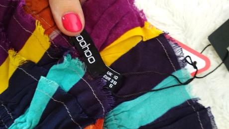 Dámsky top - tričko s odhalenými pleciami, m / s