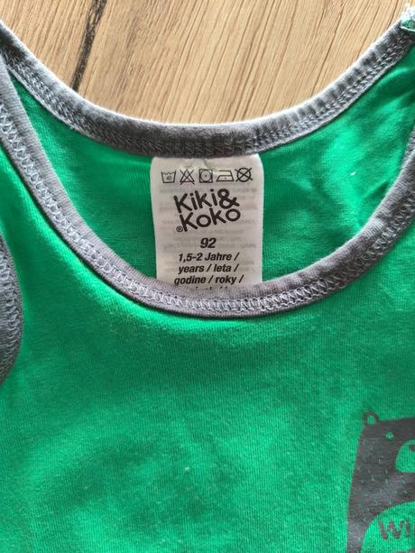 Tielka pre chuducčkých chlapčekov, 92