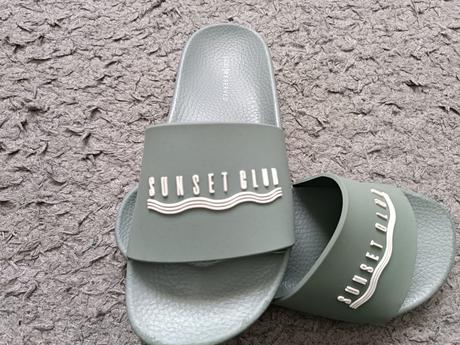 Šľapky reserved, reserved,34