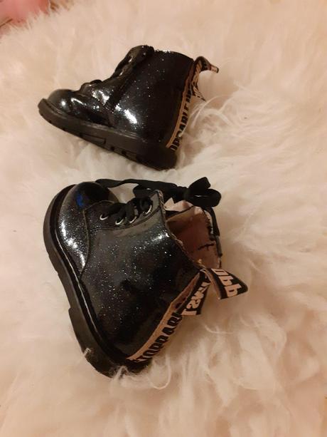 Zara prechodné lakovky, zara,23