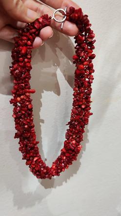 Náhrdelník z červeného koralu, 