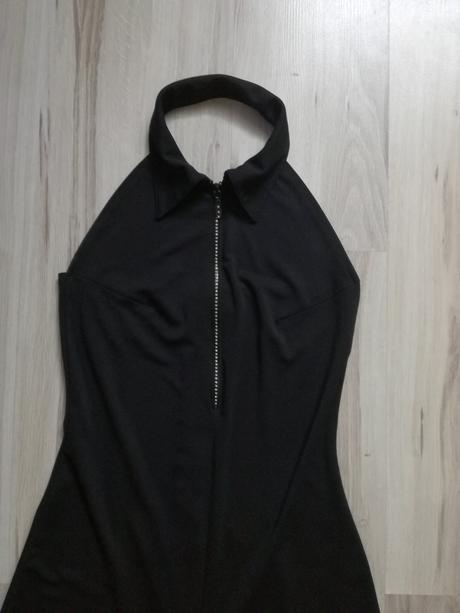 Overal spoločenský, 40