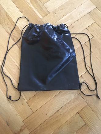 Batoh na zatahovanie,