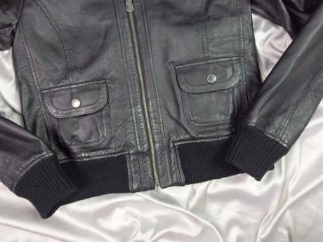 Kvalitná kožená bunda, 38