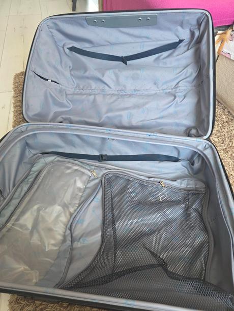 Veľký kufor, samsonite