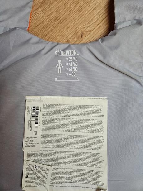 Záchranná vesta, s