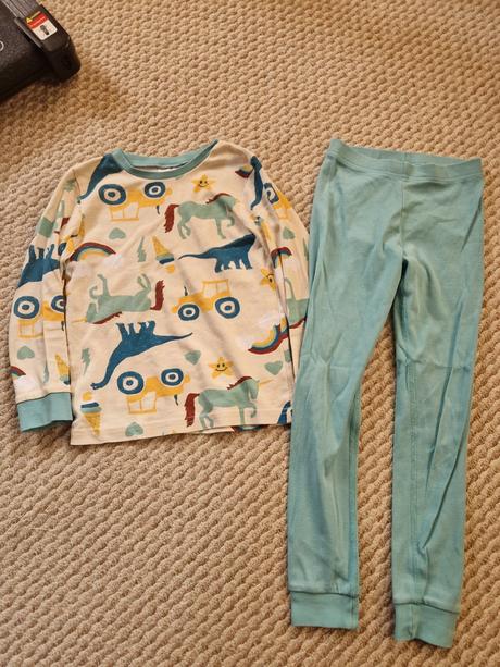 H&m pyžamá, h&m,110