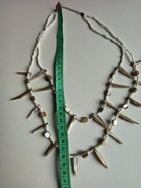 Náhrdelník z mušlí,