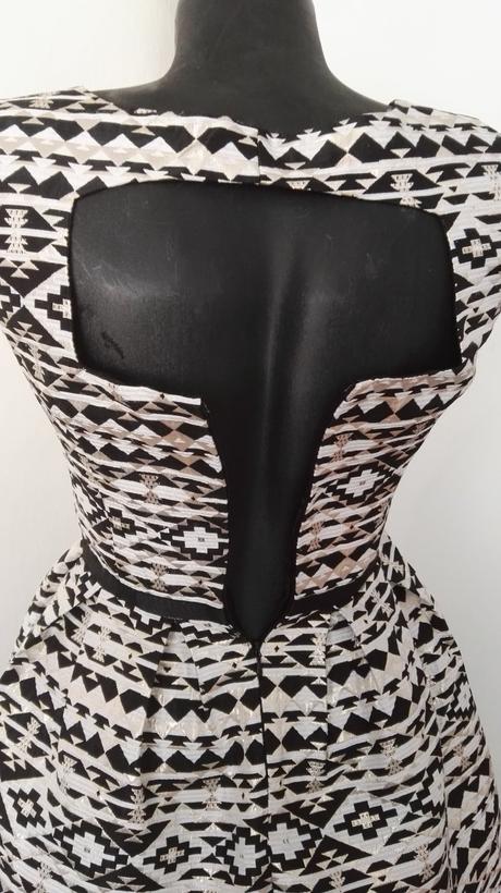 Spoločenské šaty, s