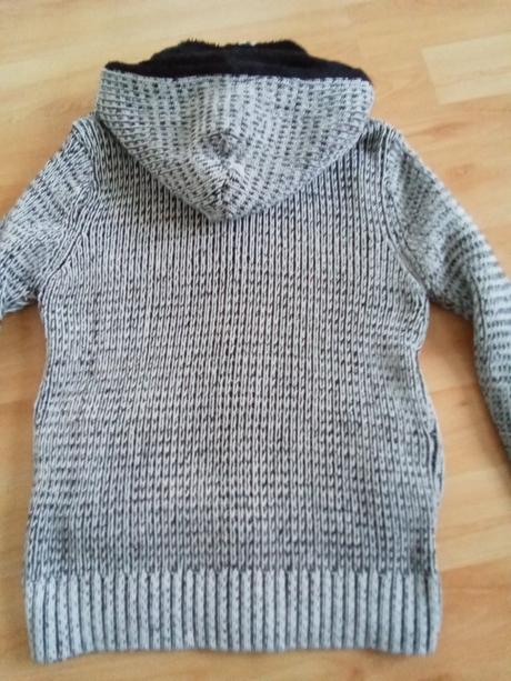 Teplá mikina s kapucou, m