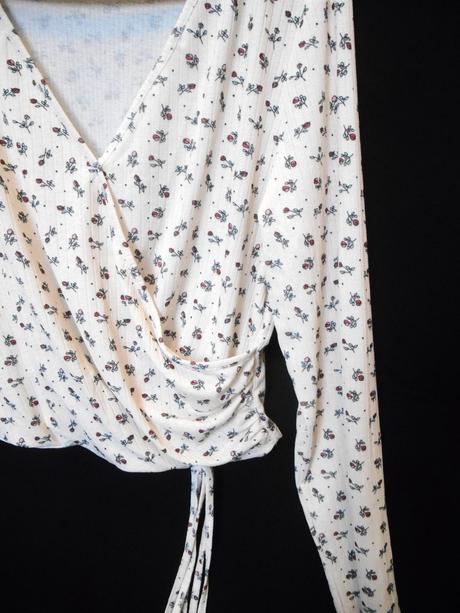 Elastická blúzka shein veľ.40/42, 40