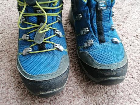 Turistické topánky/tenisky vysoké, 32