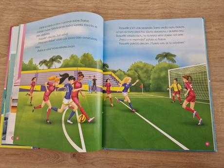 Kniha barbie môžeš byť ...,