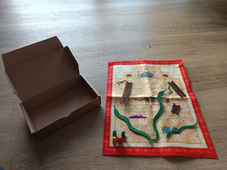 Hra rebriky a hadici,