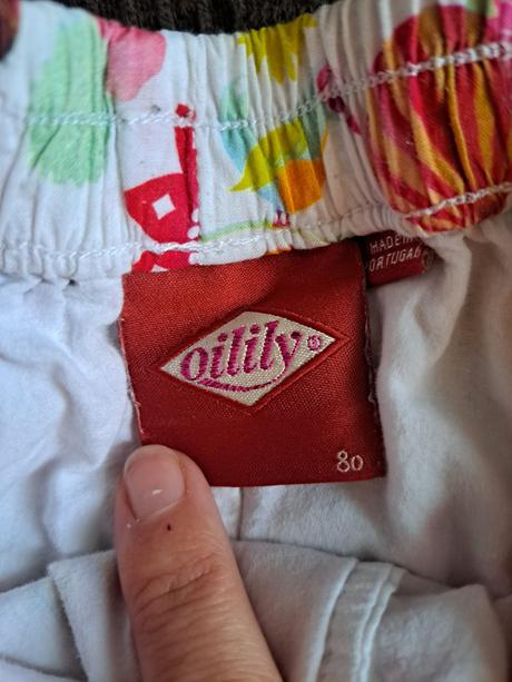 Pestrofarebná sukňa, 80
