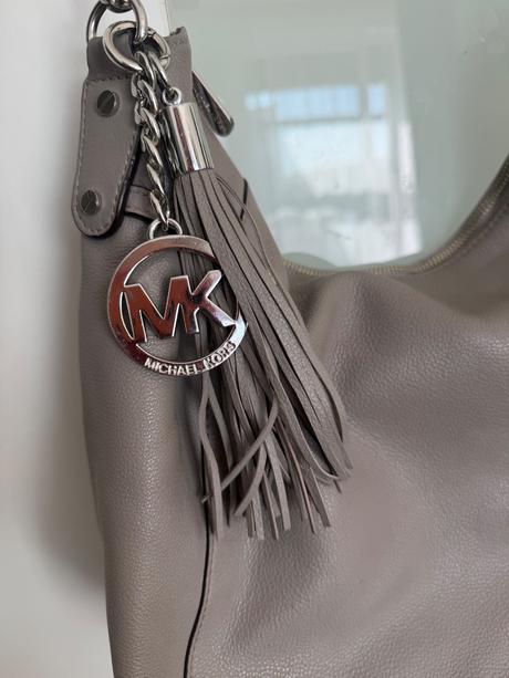 Sivá kabelka michael kors, michael kors