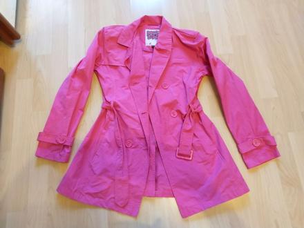 Nádherné dievčenské sako, 140