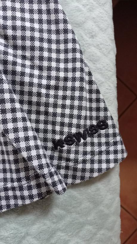 Super sukňa k swiss s gombíkmi a vreckami, 38