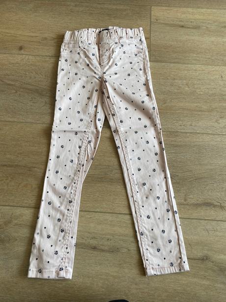 Legíny reserved 122, reserved,122