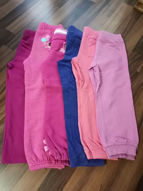 Tepláky, cena spolu, 104