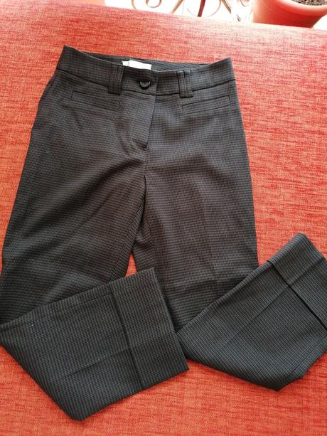 Elegantné 3/4 nohavice 34, s