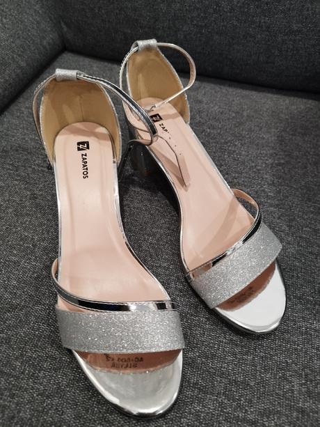 Sandále na opätku, 42