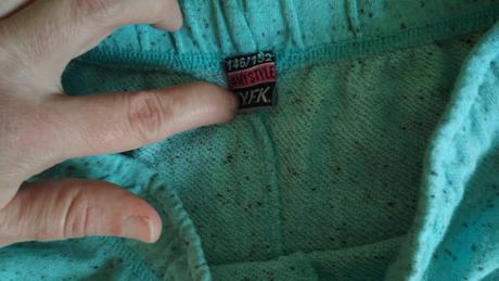 Pohodlné kraťasy, 152