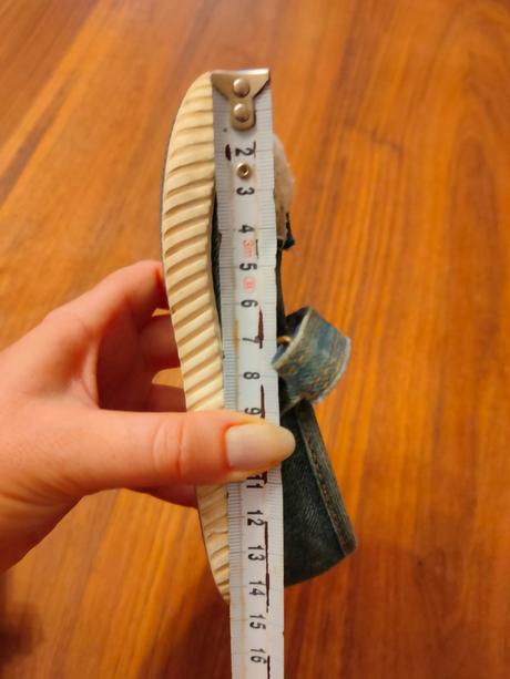 Balerínky cicuškove, 23