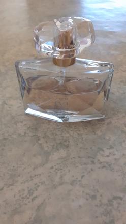 Parfém avon eva,