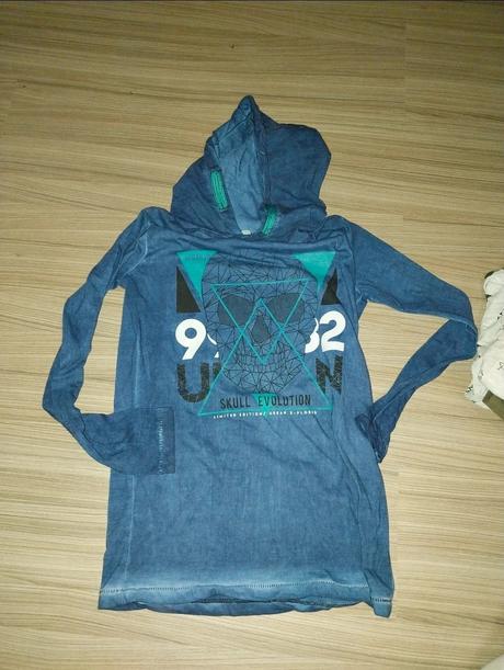 5x tricko ..cena spolu, 134