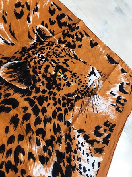 Bavlnená tenká šatka na krk, l