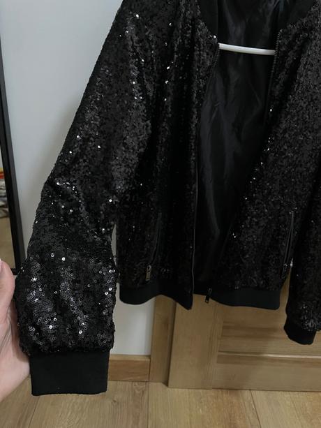 Flitrovaná bomber bunda, esmara,s