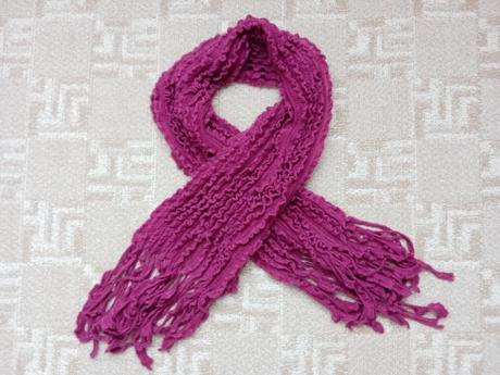 Šál cyklámenový,