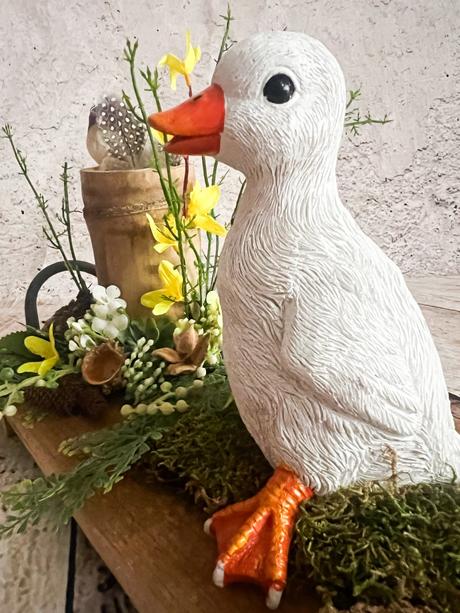 Jarná dekorácia s huskou, 