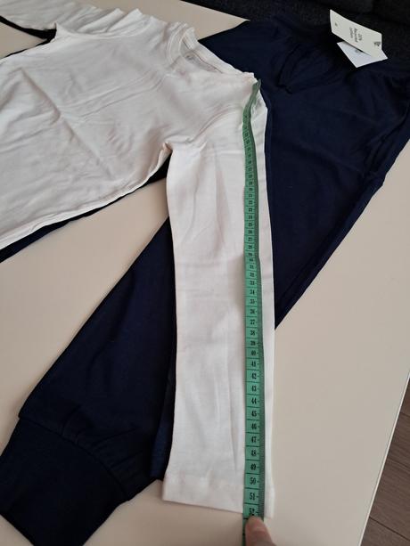 2ks tricka h&m v.122/128, h&m,122 / 128