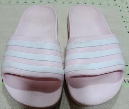 Dievčenské šľapky veľkosť 29, adidas,29