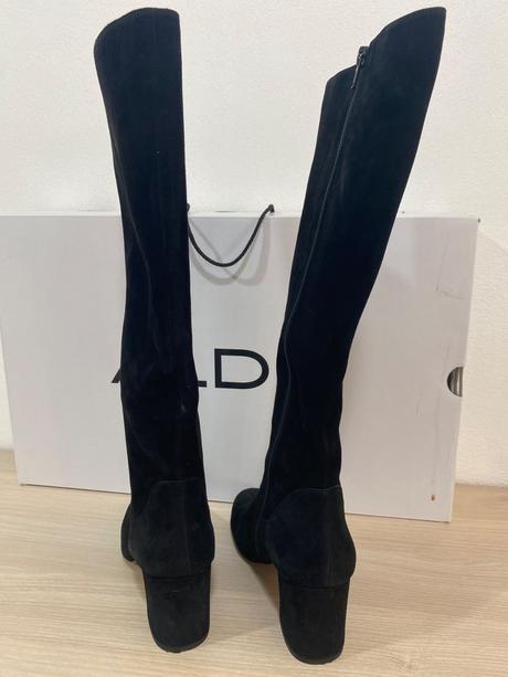 Semišové čižmy, 37