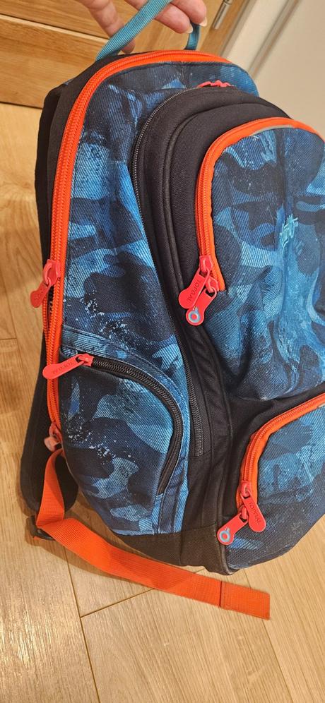 Školský batoh,
