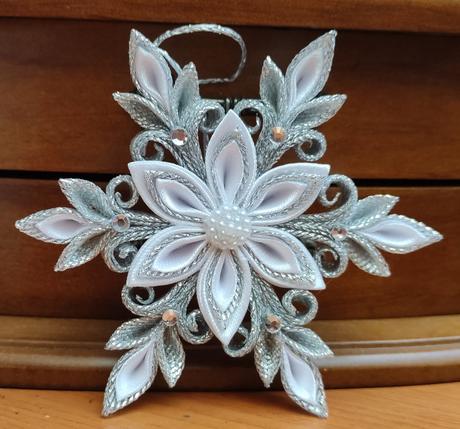 Žiarivá vianočná vločka, 