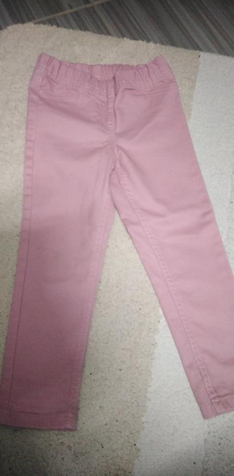 Nohavice, lupilu,104