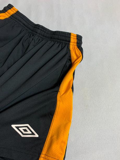 Športové šortky - dres, umbro,152