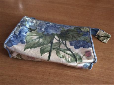 Kozmetická taštička,