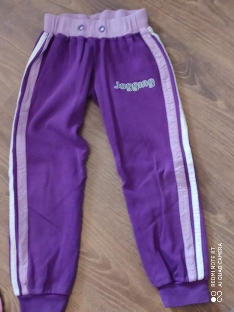 Tepláky a legíny, v.128, 122–134