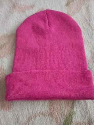 Raz nosena ciapka, kik,134