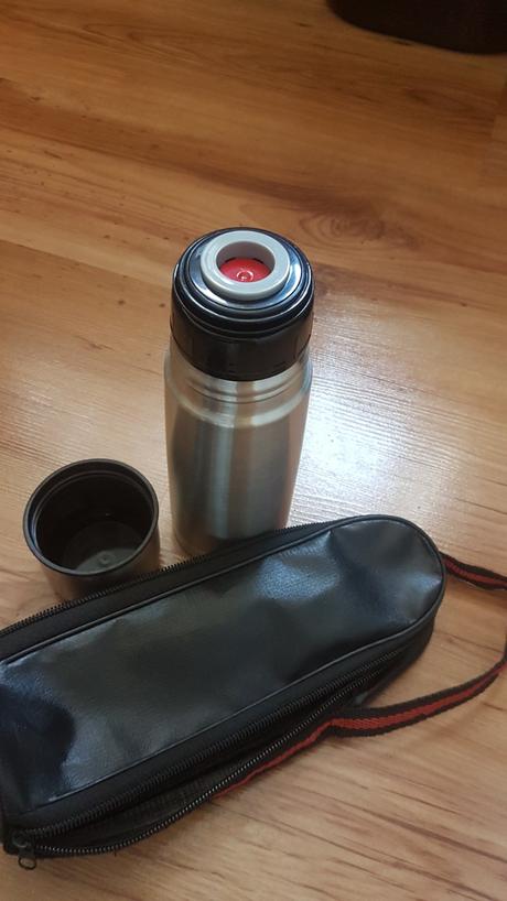 Termoska s prenosným obalom, 