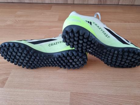 Futbalové turfy zn. adidas crazyfast, adidas,42