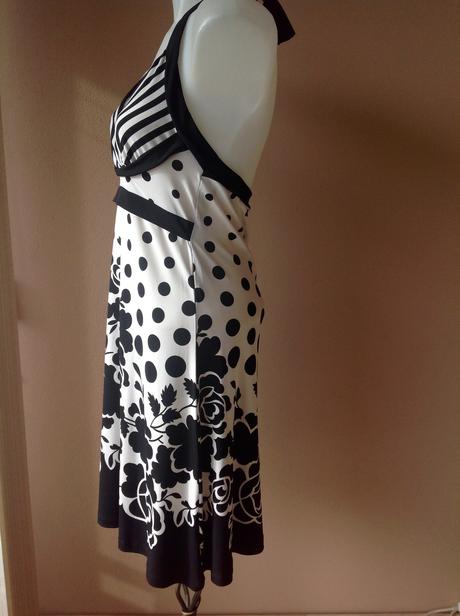 Pružné šaty/3b, 38